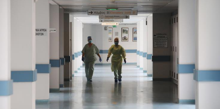 Δεν κάνουν ούτε... βήμα πίσω οι γιατροί - Προχωρούν με απεργία παρά την έκκληση Χατζηπαντέλα 